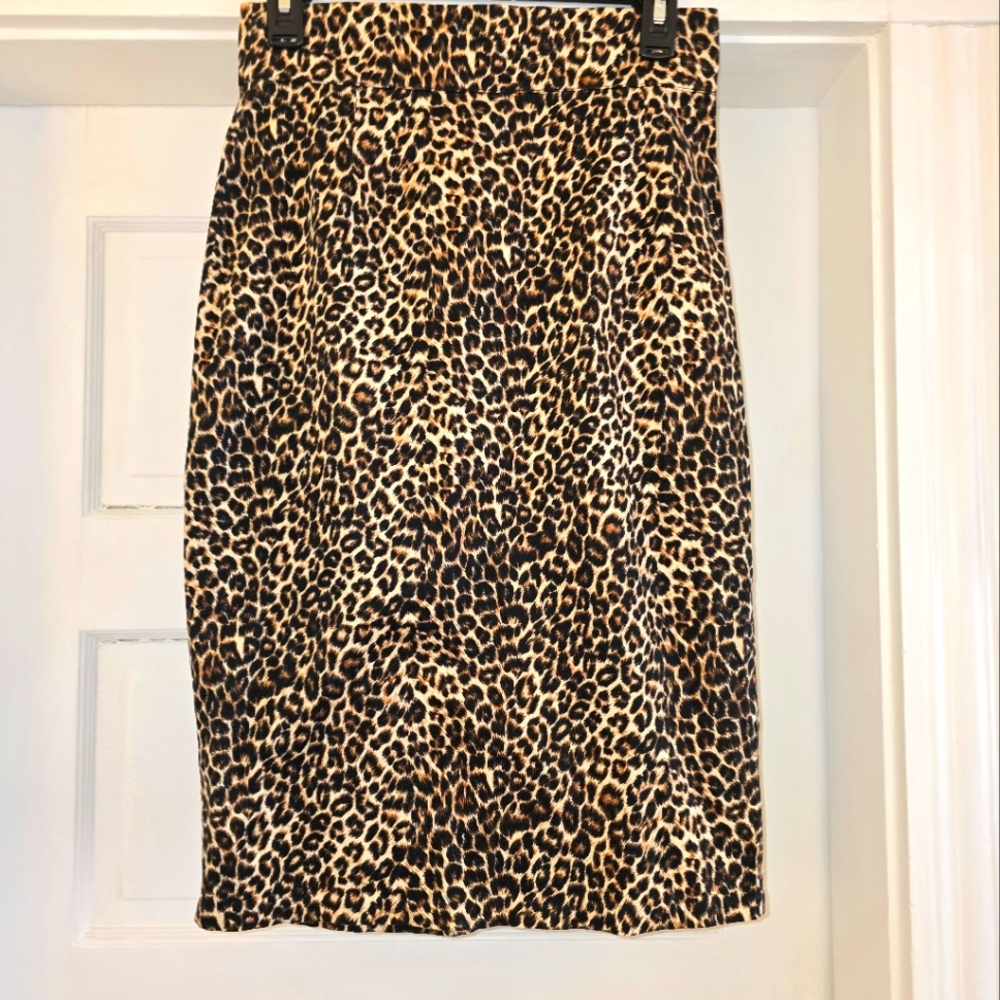 Leopard print Pencil skirt